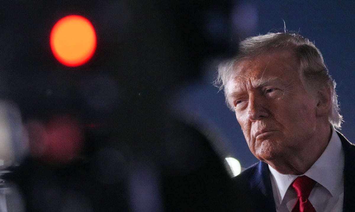 Donald Trump anuncia que Estados Unidos “golpeará muy duro” a Irán