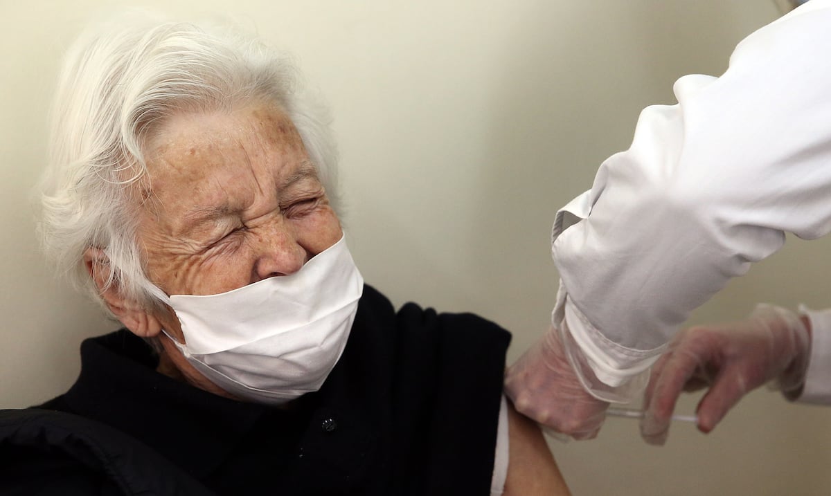Desarrollan una vacuna contra los coronavirus con la ayuda de la inteligencia artificial