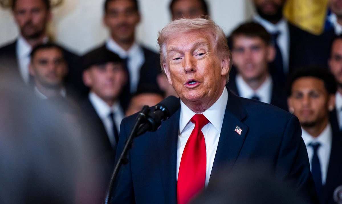 “Música preciosa” y sobrevuelo de aviones militares: la apuesta de Trump para celebrar el aniversario de Estados Unidos