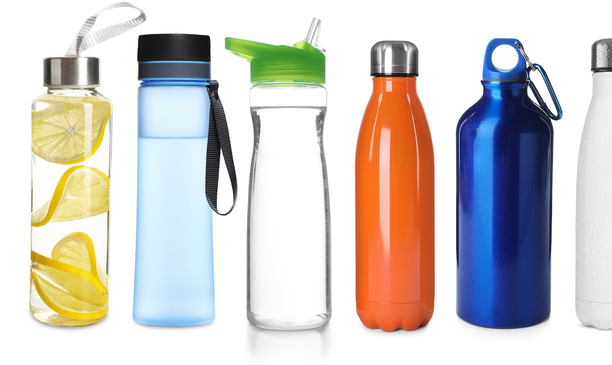 Metal, vidrio o plástico: qué botella de agua es mejor para usar todos los días