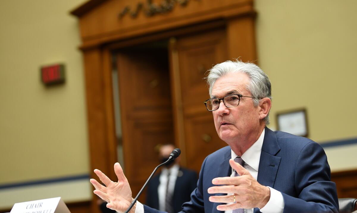 Reserva Federal de EE.UU. inicia la retirada gradual del estímulo para frenar la crisis de COVID-19