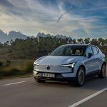 Conoce la nueva Volvo EX30: divertida al volante y segura por naturaleza