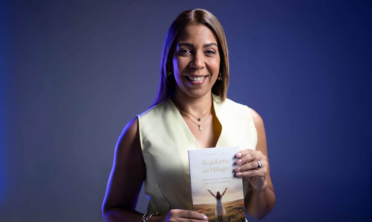 Julissa de la Cruz transforma su duelo por Alex Delgado en un libro para sanar