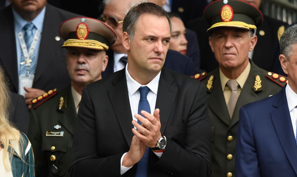 Tras investigación de corrupción, aliado de Javier Milei renuncia a su gabinete