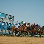 Jinetes boricuas brillan en el histórico cierre del hipódromo Aqueduct tras 132 años