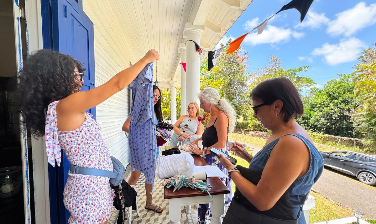 El “Swap Party” que da nueva vida a sobre 300 piezas de ropa de segunda mano en Aibonito