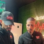 Dos hermanos honran el legado de abuela materna en su restaurante Como Mami