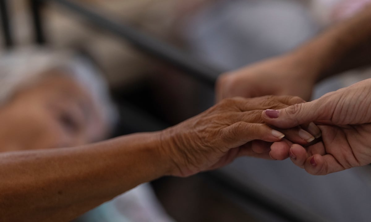 Más demencia en la población latina mientras baja en países más ricos: ¿dónde se ubica Puerto Rico?