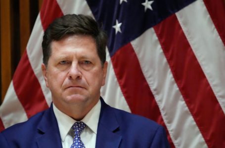 Donald Trump tiene previsto nombrar al fiscal federal Jay Clayton como director de Inteligencia Nacional