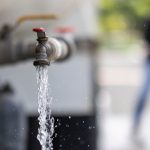 Crisis del agua dispara los costos operacionales del sector turístico y presiona al sector privado 