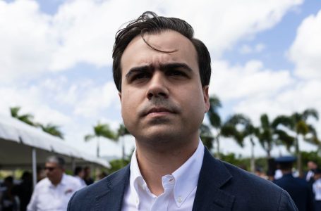 Pablo José Hernández critica a miembros del PPD que “se venden” al gobierno PNP