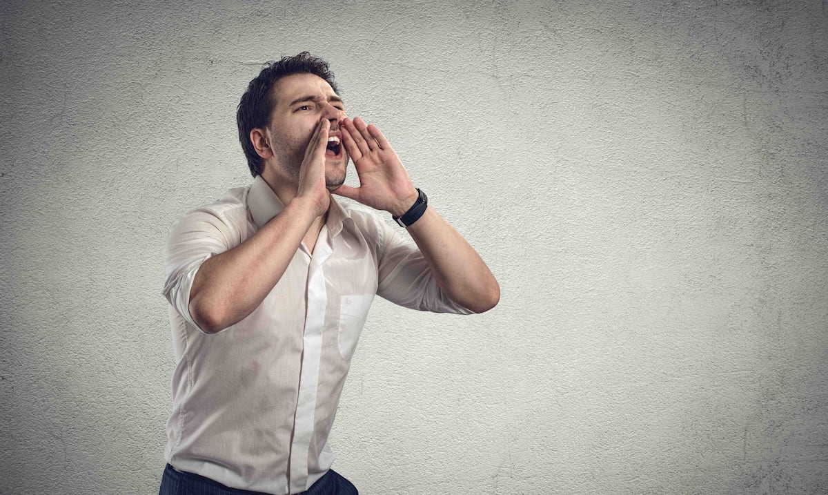 Qué significa que una persona hable duro, según la psicología