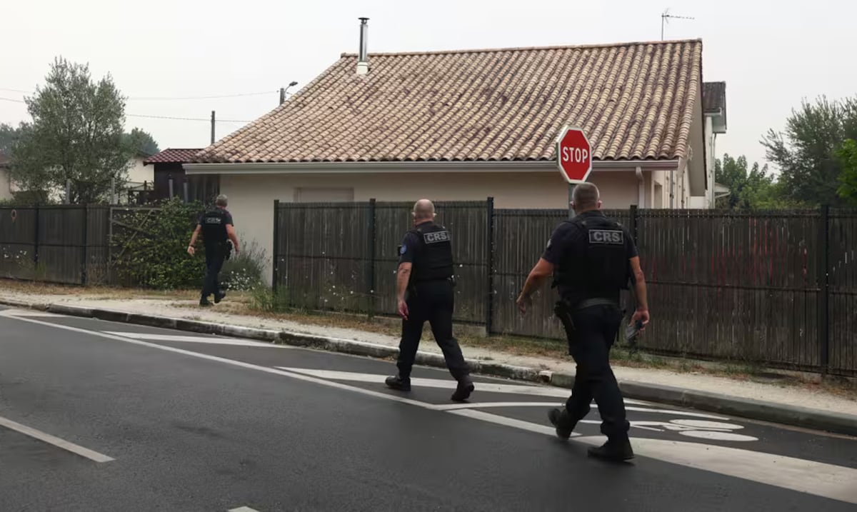 Tres detenidos en el suroeste de Francia por cargos relacionados con la provocación de incendios forestales