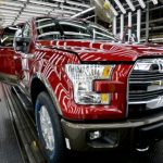 Ford retira 1.4 millones de camionetas F-150 para corregir problema de transmisión