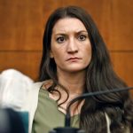 ¿Qué es la psicosis posparto? Un juicio por asesinato en Massachusetts ha levantado una discusión sobre este mal