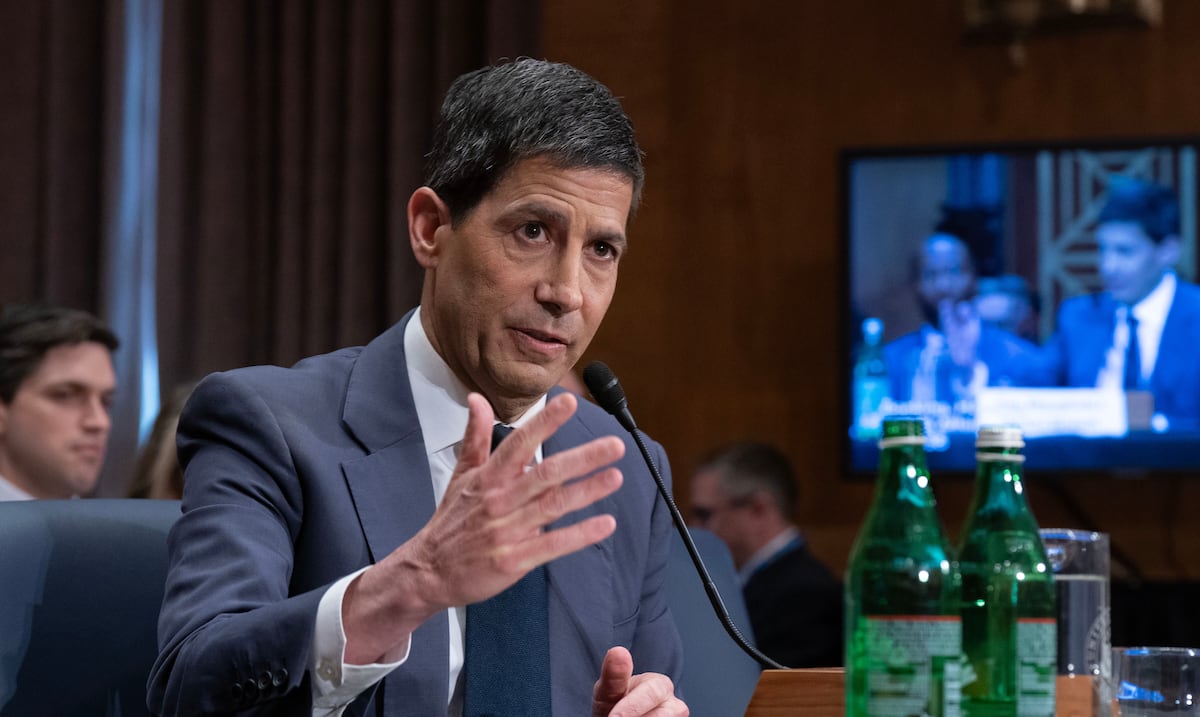 Al pleno del Senado federal votación sobre Kevin Warsh como jefe de la Fed