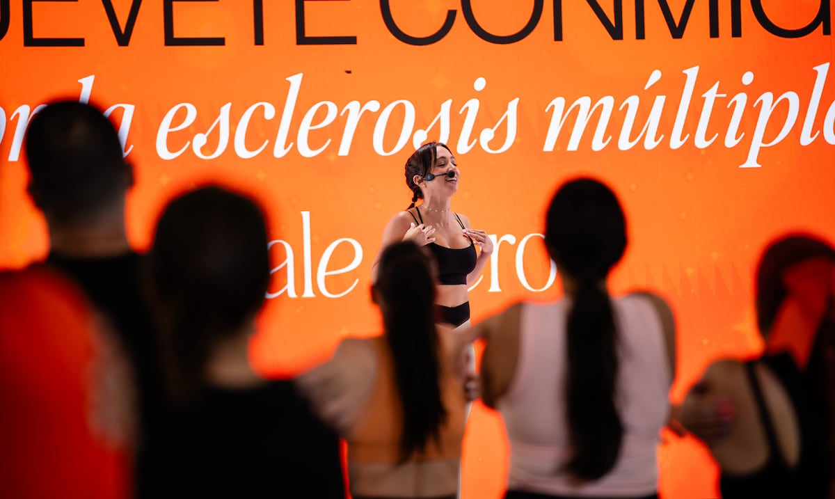 Ale Otero invita a pacientes con esclerosis múltiple a moverse con ella para continuar rompiendo estigmas