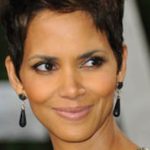 Halle Berry a punto de cumplir 60: volvió a sentirse “jugosa como un melocotón” con un producto vaginal