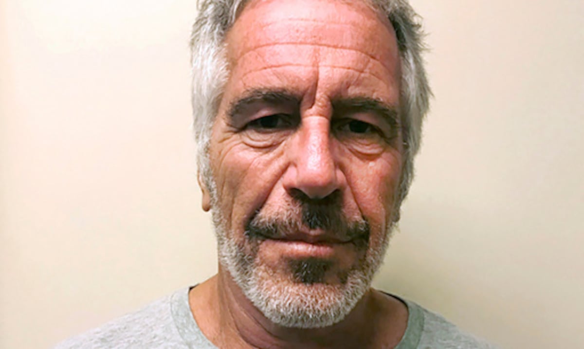 Encuentran muerto en Francia a Daniel Siad, presunto reclutador de víctimas sexuales del pederasta Jeffrey Epstein