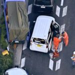 Un hombre que conducía un auto robado en Tokio atropella a 11 personas y mata a uno