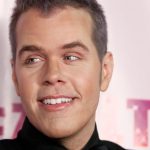 “Necesito ayuda”: las primeras palabras que habría dicho Perez Hilton tras ser hospitalizado por un presunto episodio de autolesión