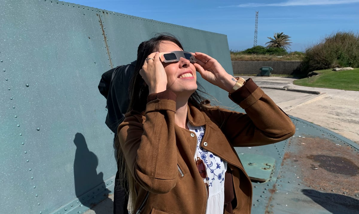 Cómo proteger bien los ojos ante el eclipse solar total