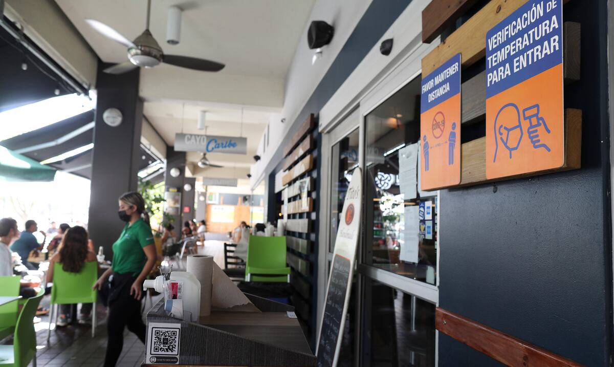 Restaurantes, hoteles y desarrolladores de construcción no logran llenar las plazas de trabajo vacantes