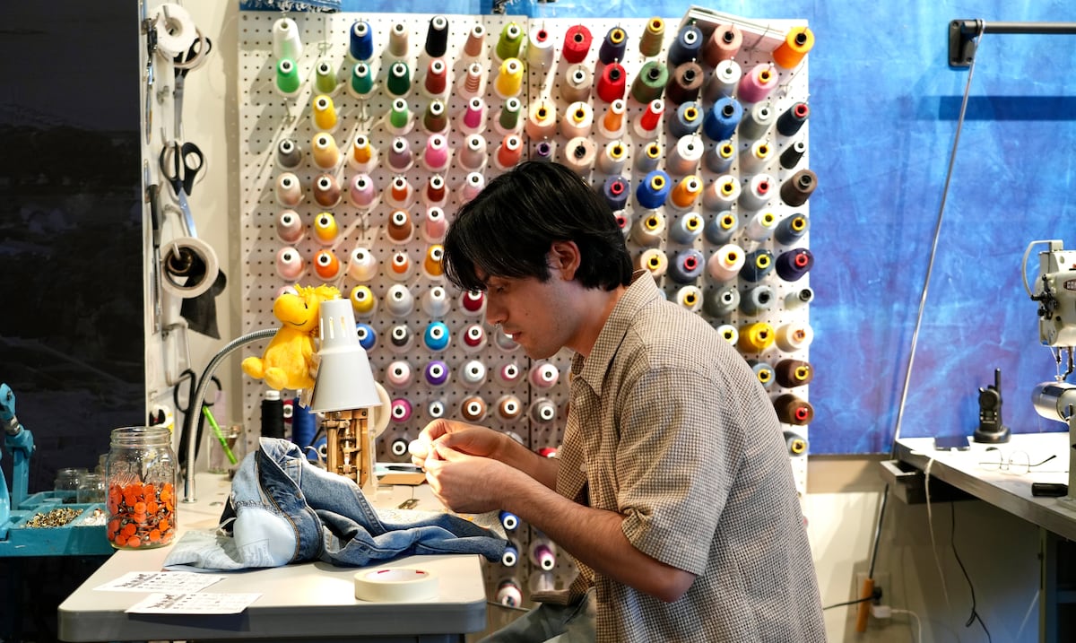Ropa de segunda mano y reparación: cómo marcas buscan conectar con consumidores jóvenes