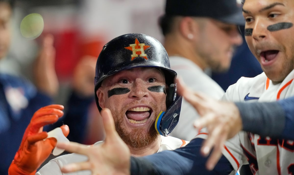 Christian Vázquez jonronea en su segundo juego consecutivo y los Astros se imponen en casa