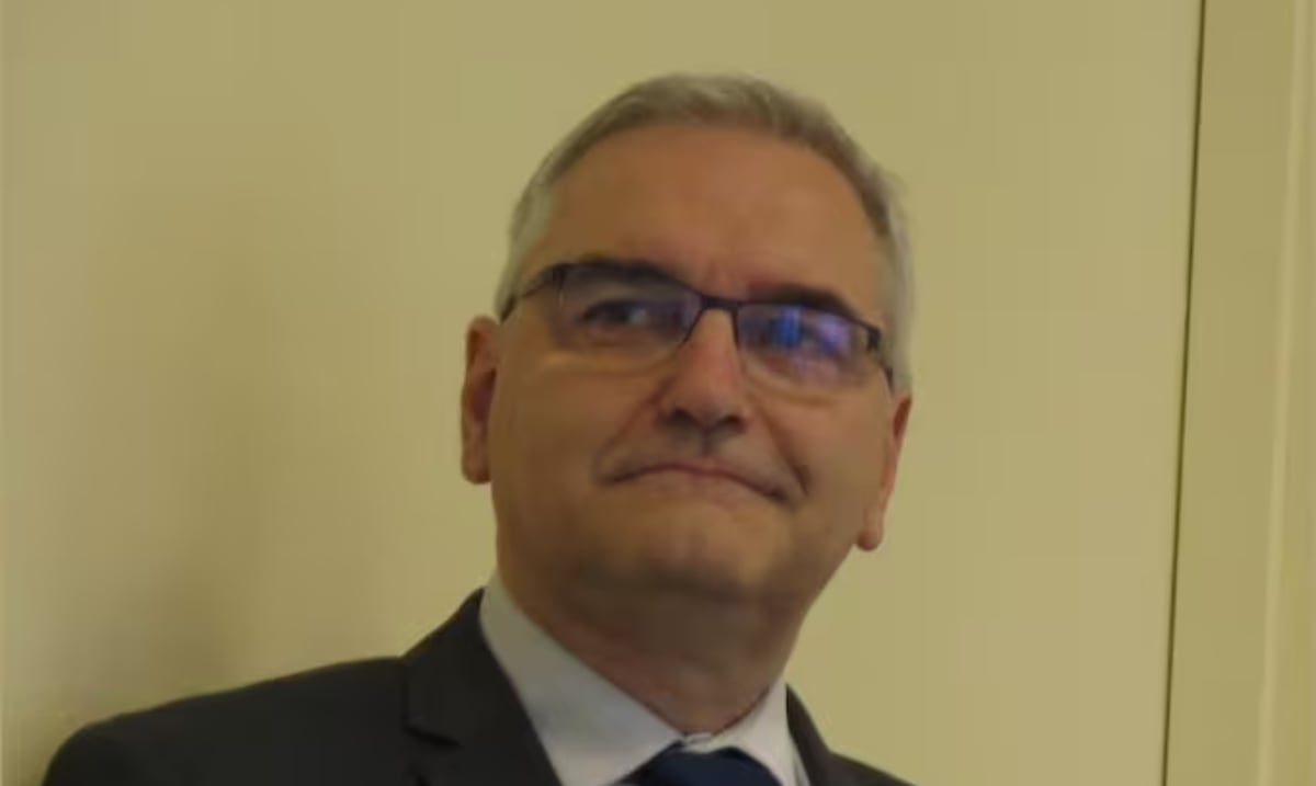 Investigan a exfuncionario francés acusado de drogar a mujeres durante entrevistas de trabajo