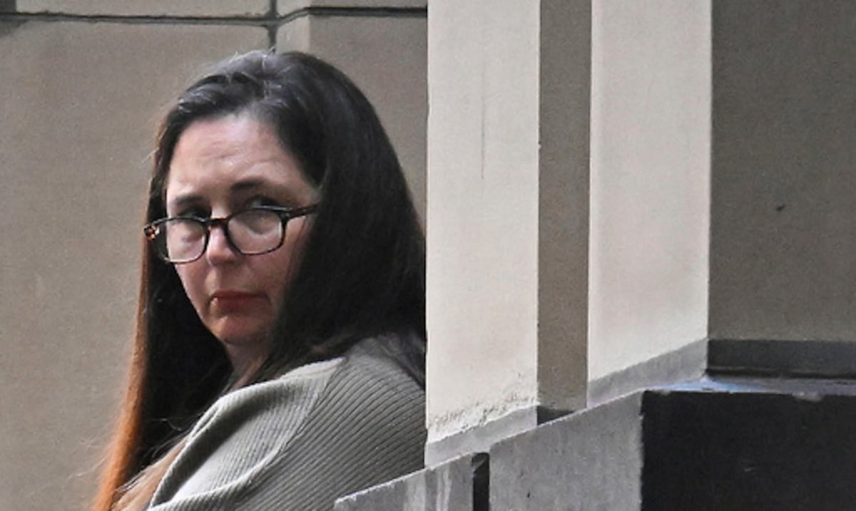 Organizó una cena, les hizo creer que tenía cáncer y los mató: el caso de Erin Patterson paraliza Australia