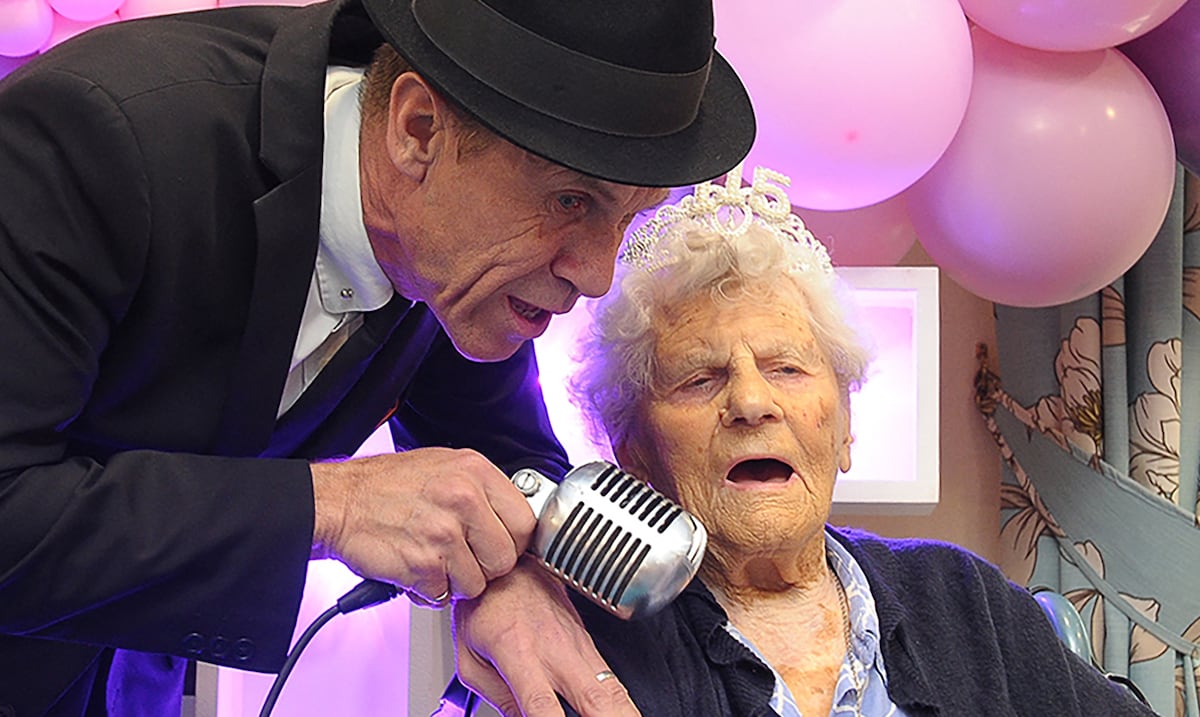 ¡117 años! La persona más longeva del mundo celebra un nuevo cumpleaños