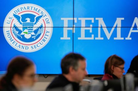 Estados demandan al gobierno de Trump por condicionar miles de millones de dólares en fondos de FEMA para atender desastres