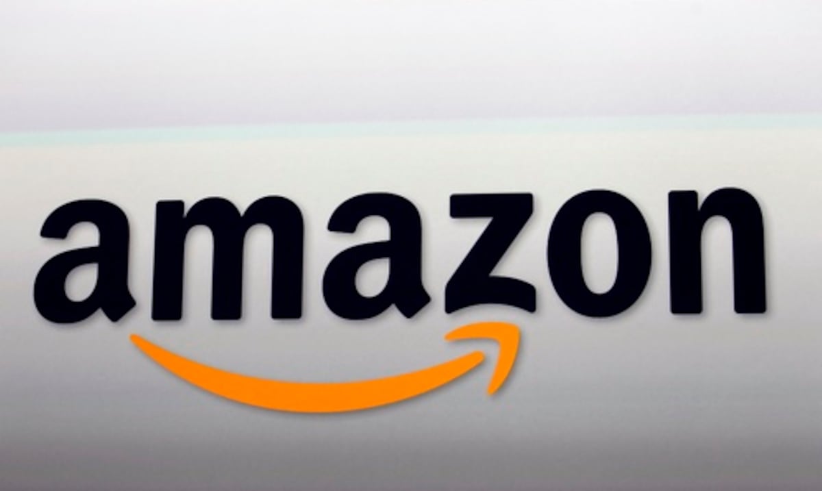 Efectos de los nuevos aranceles: Walmart y Amazon detienen envíos a exportadores de este país