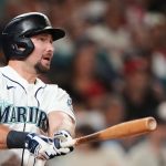 Cal Raleigh dispara tres cuadrangulares en un juego y Seattle detiene la racha de los Phillies