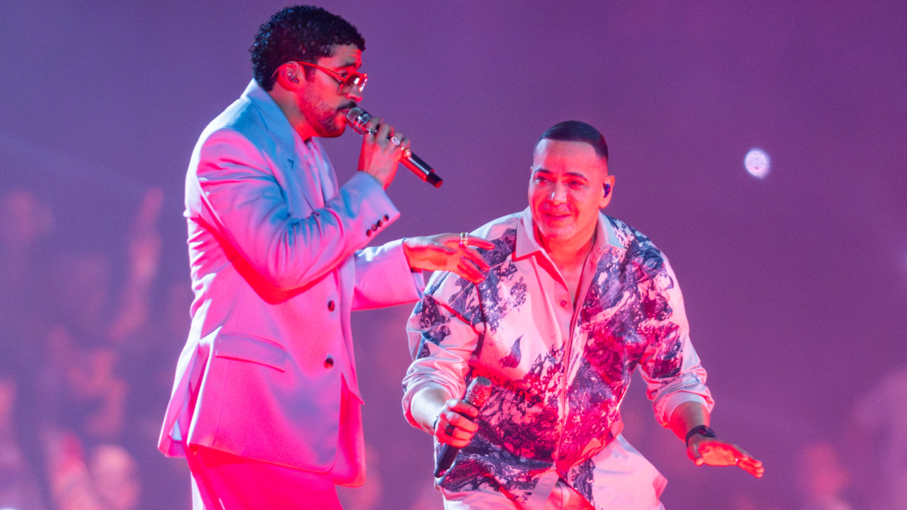 ¡Sorpresa de Bad Bunny en el Estadio Hiram Bithorn!