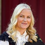 La princesa heredera de Noruega habla por primera vez de sus vínculos con Jeffrey Epstein