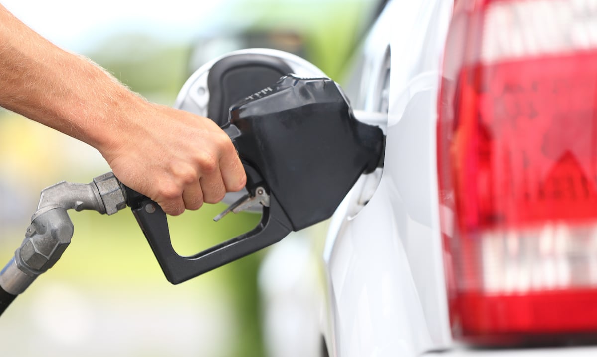 Gasolina alcanza precios históricos durante el fin de semana largo en Estados Unidos