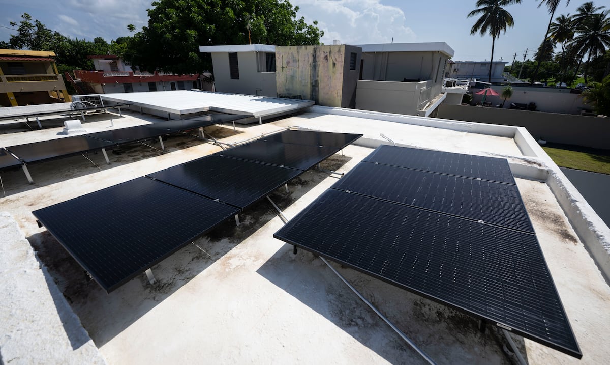 Más del 10% de la energía eléctrica que se consume en Puerto Rico proviene de placas solares en los hogares