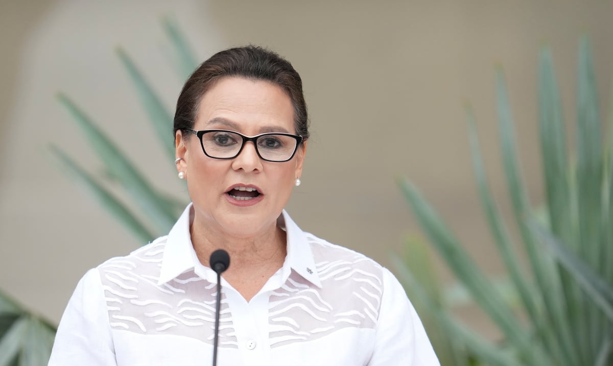 Cambio de liderazgo en el Canal de Panamá: Ilya Espino hace historia como la primera mujer en asumir la administración