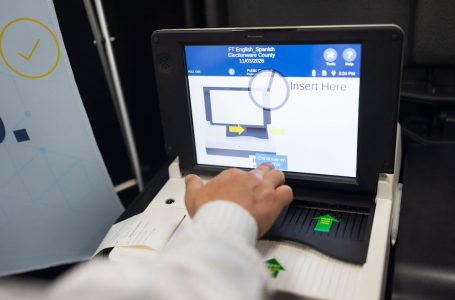 Flexibilizan proceso: CEE modifica solicitud de propuestas sobre máquinas de escrutinio electrónico