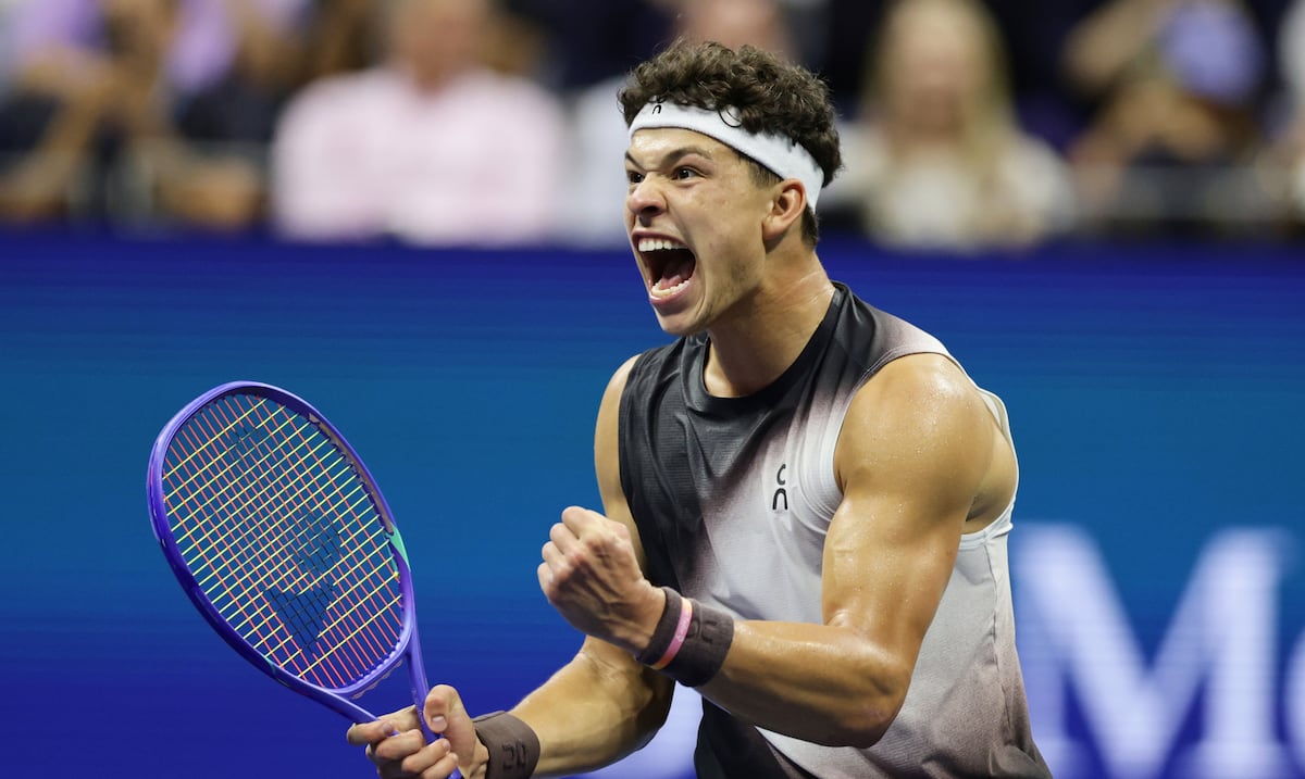 Ben Shelton elimina al campeón defensor Carlos Alcaraz en el Abierto de Estados Unidos