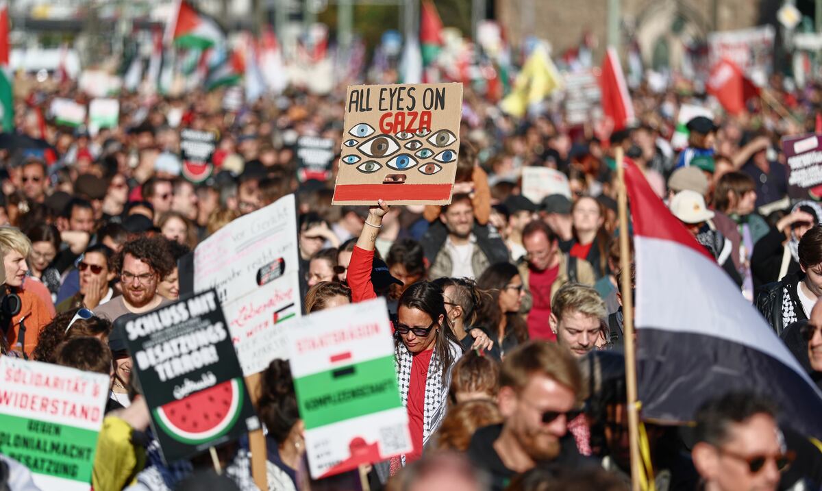Miles protestan en Berlín por el fin de la guerra en Palestina