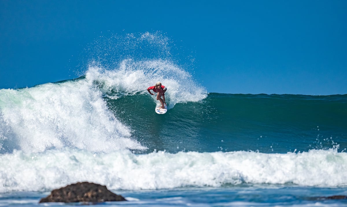Puerto Rico se coloca entre los mejores 12 equipos del Mundial Juvenil de Surf