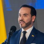 Presidente de Colombia elimina suspensión de permisos para portar armas