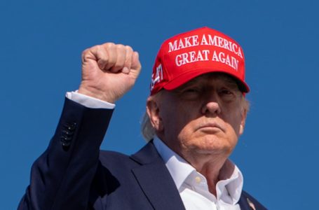 Donald Trump promueve una versión mítica de sí mismo, con memes generados por inteligencia artificial