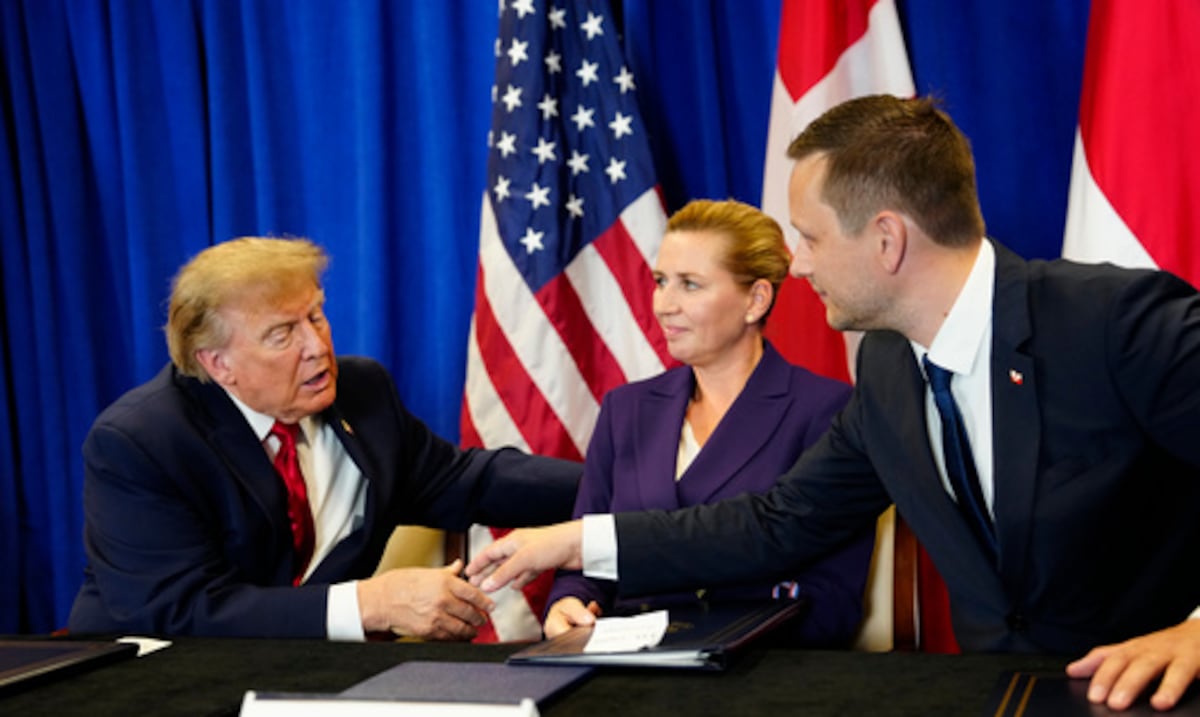 Trump firma acuerdo con Dinamarca y Groenlandia para reforzar la seguridad en el Ártico