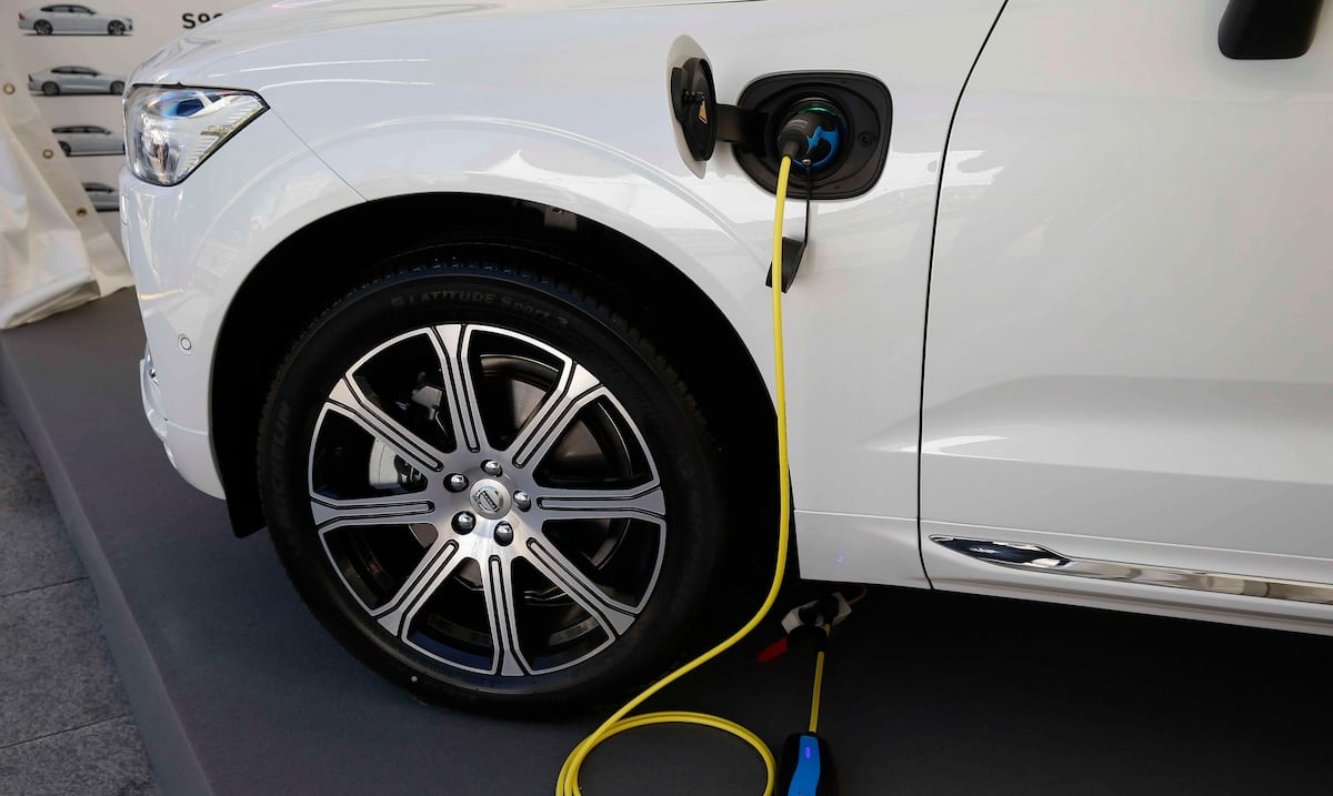 LUMA Energy explica tarifa que aplicará a la carga de carros eléctricos en los hogares