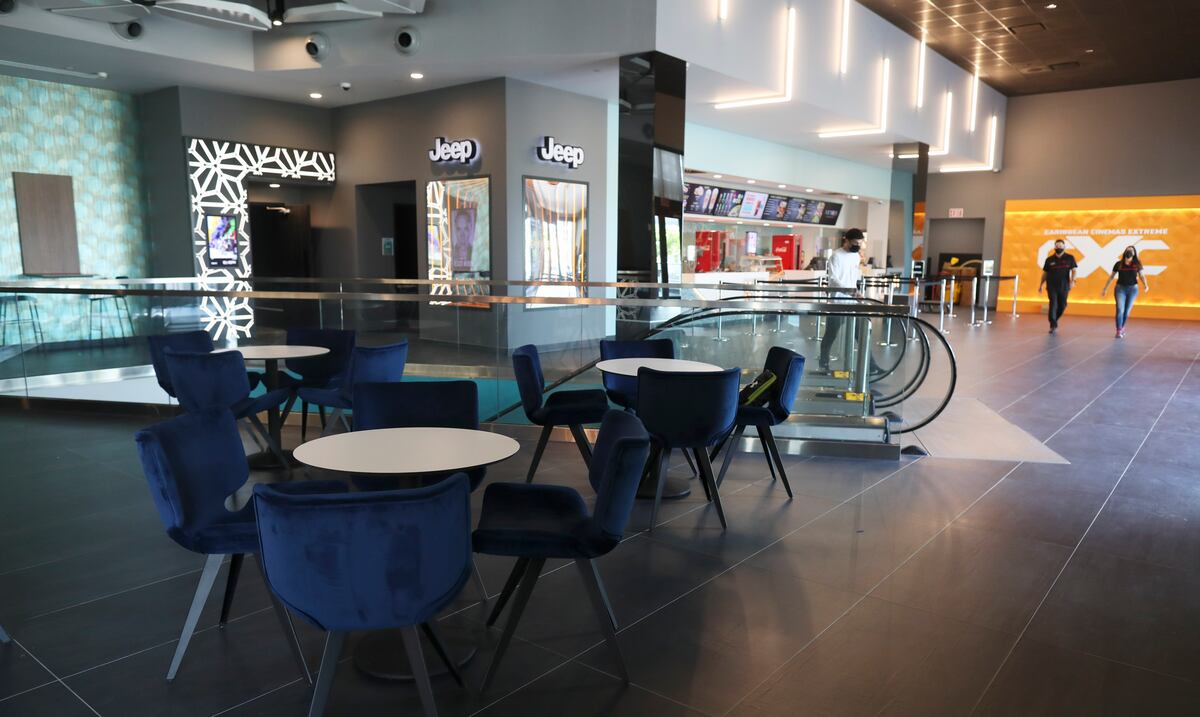 El Caribbean Cinemas VIP abrirá mañana en el Distrito del Centro de Convenciones en Miramar