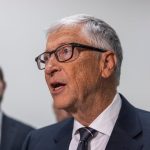 Bill Gates reveló cuáles serán los únicos tres empleos que no serán reemplazados por IA